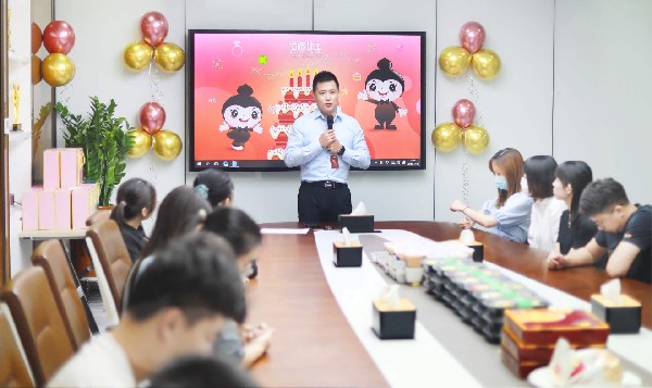 專(zhuān)屬時(shí)刻，你最珍貴丨港福壽星們生日快樂(lè)！