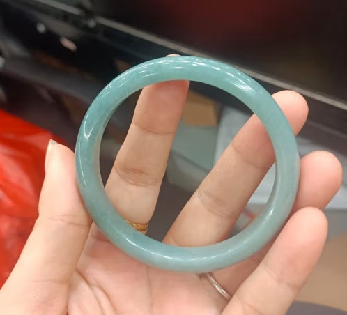 危地馬拉翡翠有幾種顏色？8種顏色介紹