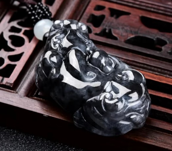 烏雞種翡翠的收藏價值介紹，帶你了解這種稀有翡翠